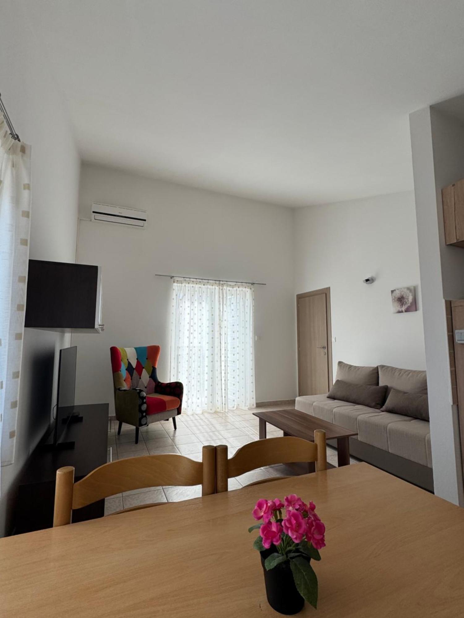 Apartment Pirun Baska  Ngoại thất bức ảnh